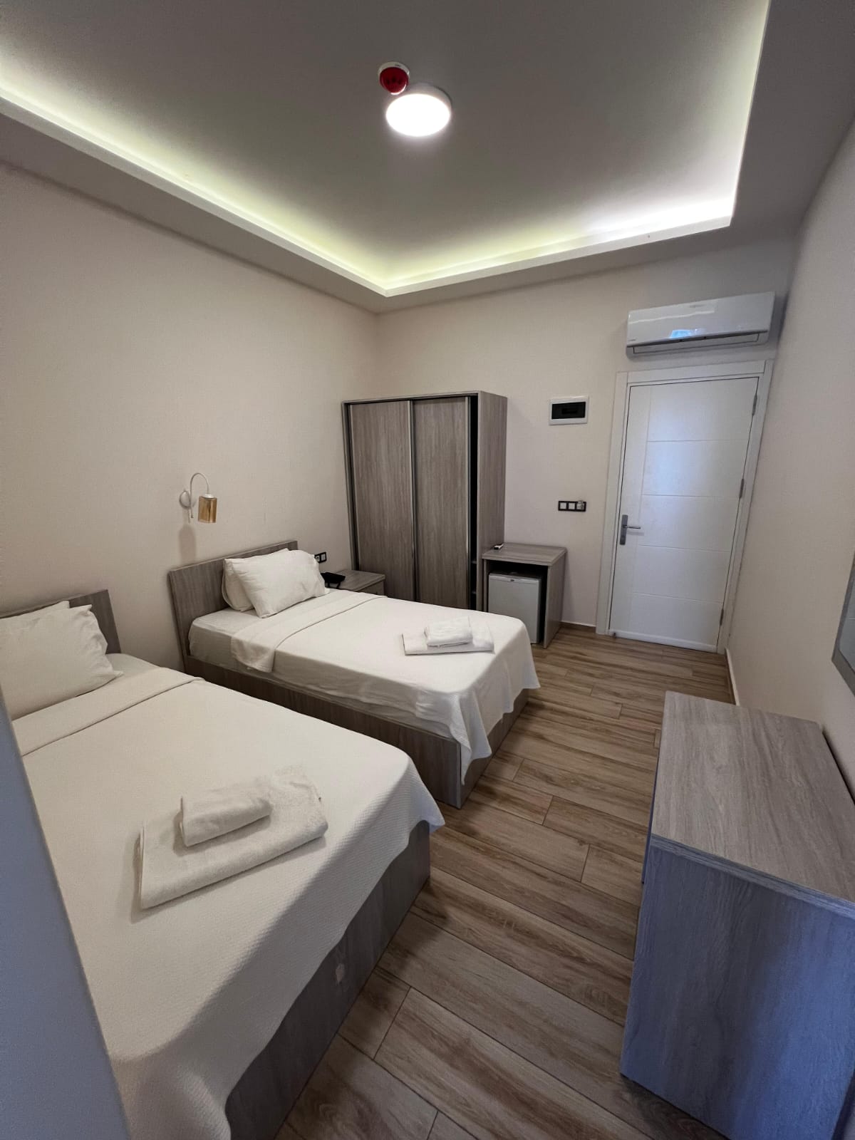 Aile Deniz Manzaralı Oda Banyo