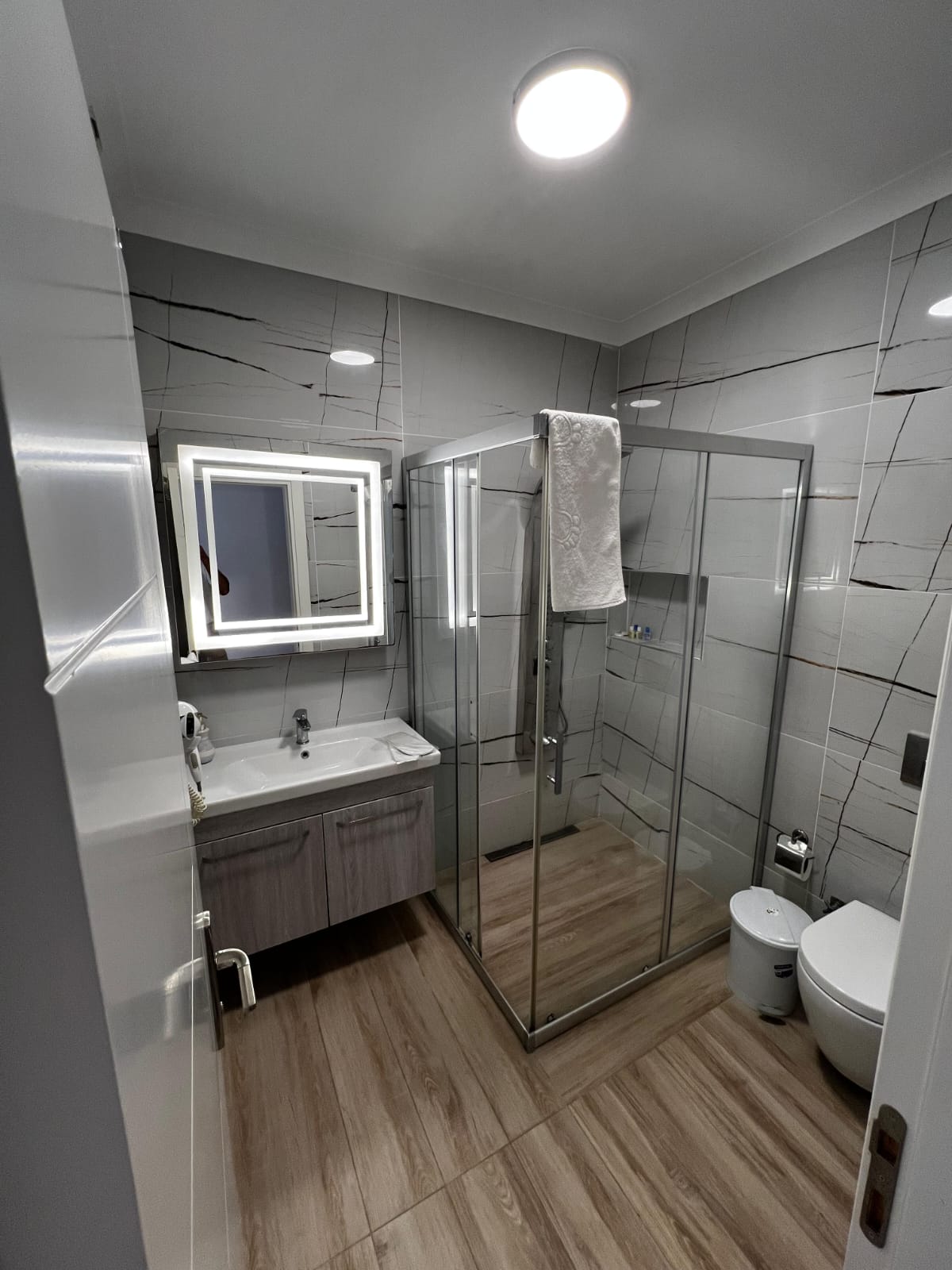 Standart Oda Banyo